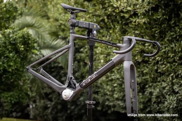 e Gravel bike full carbon geometry details