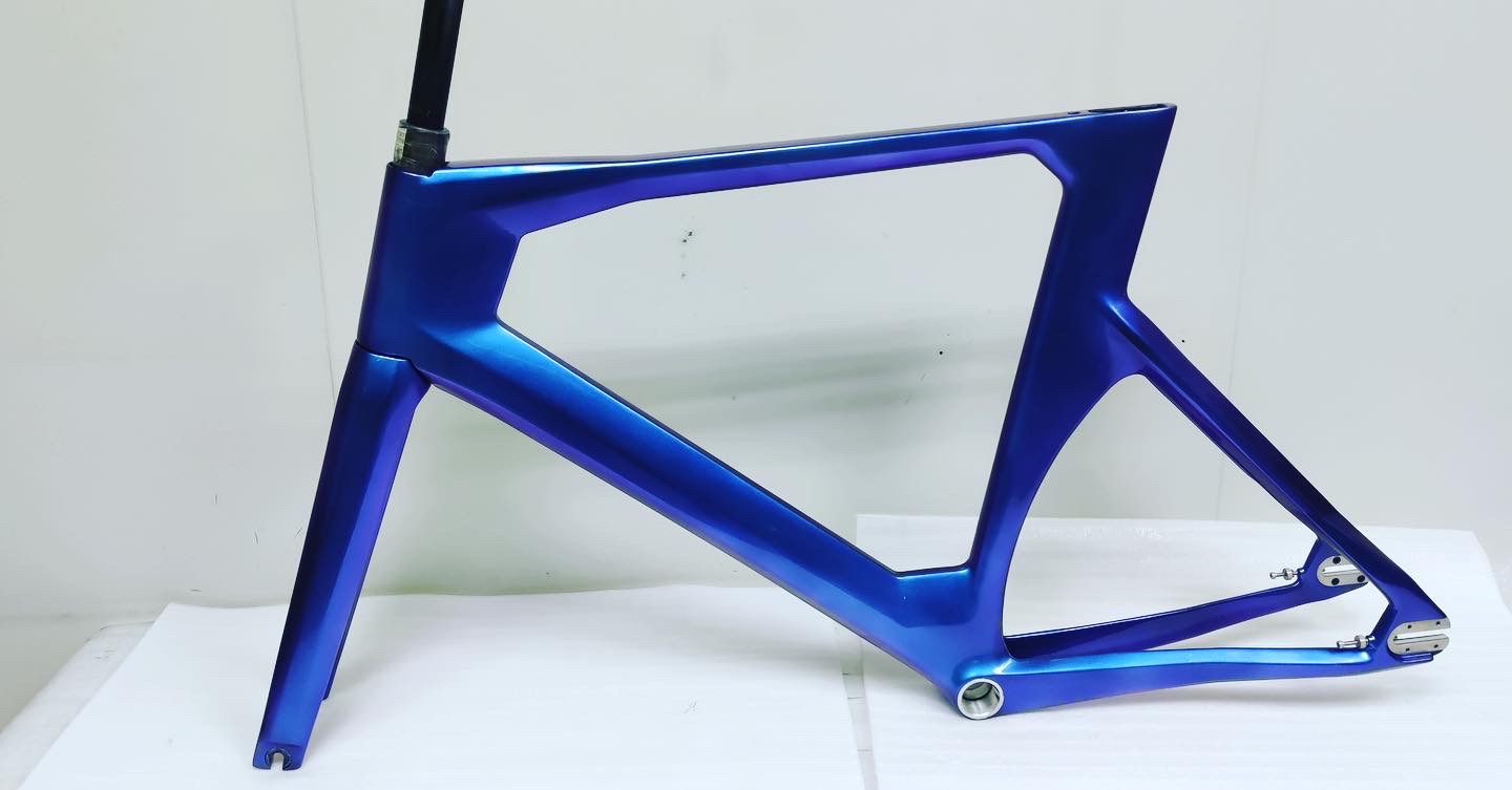 Light weight carbon road frames manufacturer in China